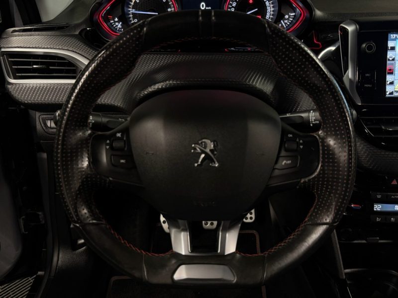 PEUGEOT 2008 PHASE 2 GT LINE 1.2 110 Cv 1ERE MAIN / GPS APPLE CARPLAY & ANDROID - GARANTIE 1 AN