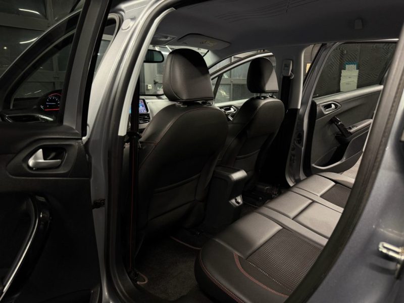 PEUGEOT 2008 PHASE 2 GT LINE 1.2 110 Cv 1ERE MAIN / GPS APPLE CARPLAY & ANDROID - GARANTIE 1 AN
