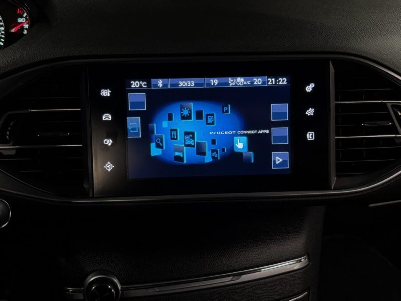 PEUGEOT 308 II ALLURE 1.2 130 Cv ECRAN GPS TACTILE CAMERA RECUL BVM6 CRIT AIR 1 - GARANTIE 1 AN