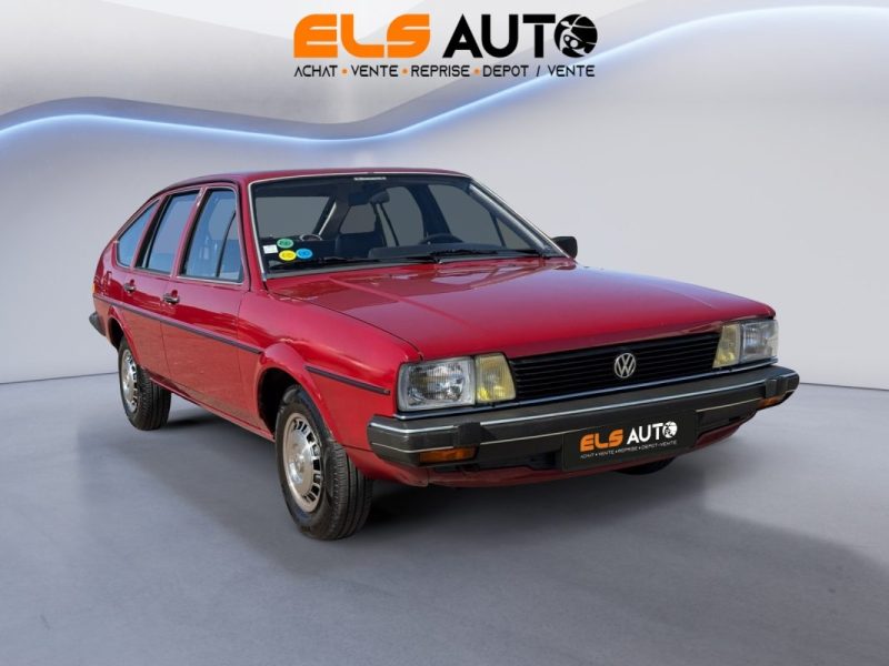 VOLKSWAGEN PASSAT 1.6I 85CH GL 1982 --Seulement 10200km--
