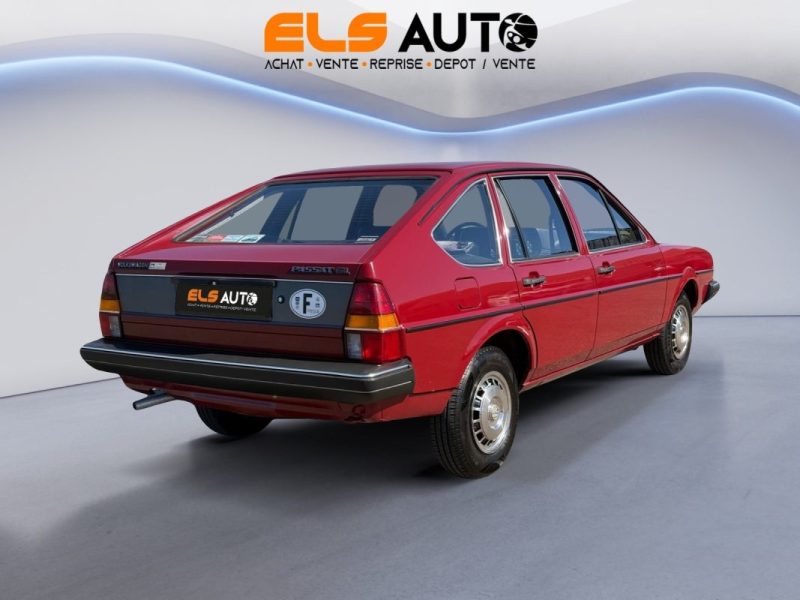 VOLKSWAGEN PASSAT 1.6I 85CH GL 1982 --Seulement 10200km--