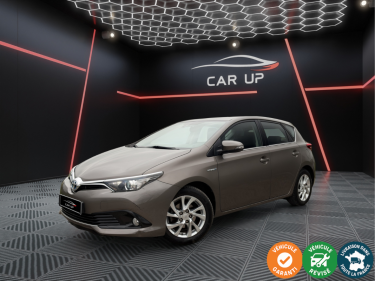 TOYOTA AURIS HYBRID 136 h Dynamic