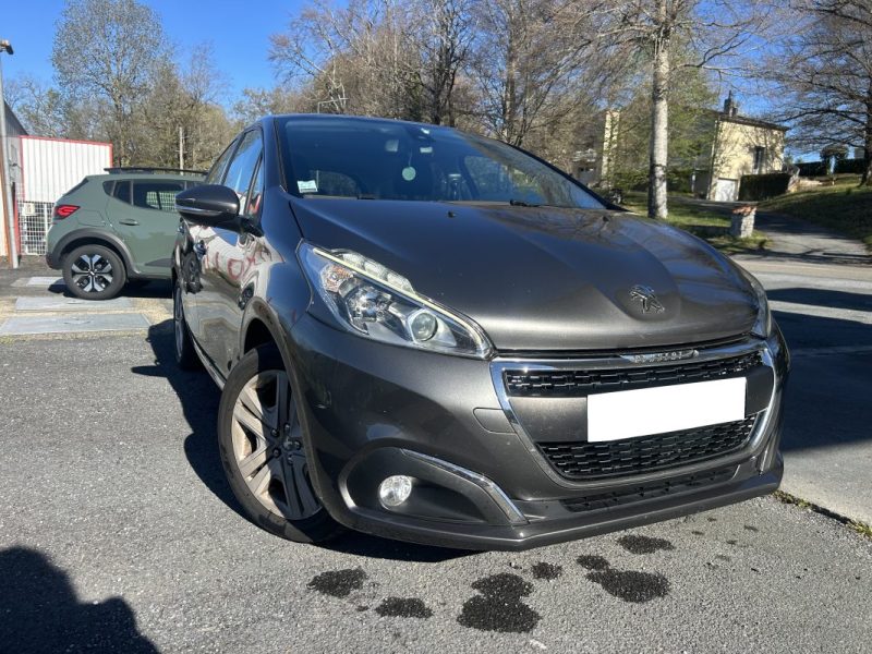 PEUGEOT 208 Signature Vti 82Ch / Ecran Tactile Suivi entretien complet
