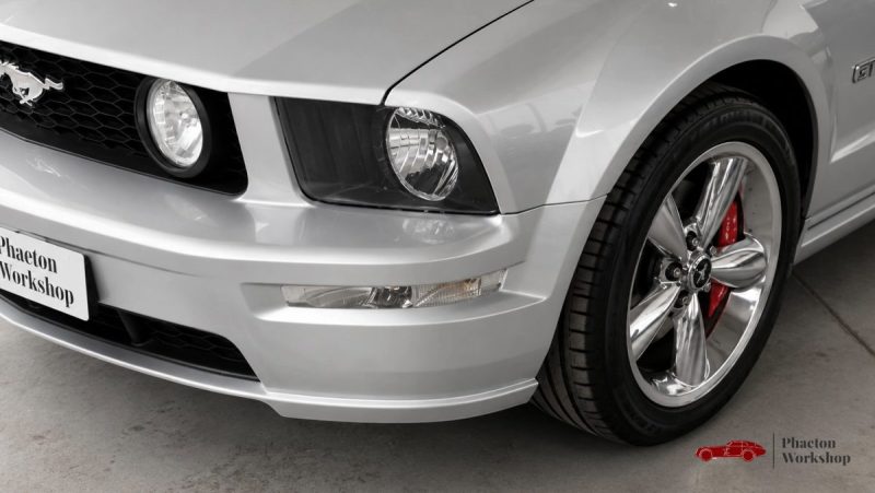 Ford Mustang GT Cabriolet V8 – 80 500 km – Intérieur Rouge – Dynomax – Suivi complet