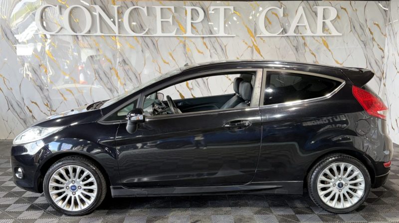 FORD FIESTA 1.25 TITAMIUM 2011 - Boite Manuelle - 69 104Kms - Premier Main - SUIVIT FORD