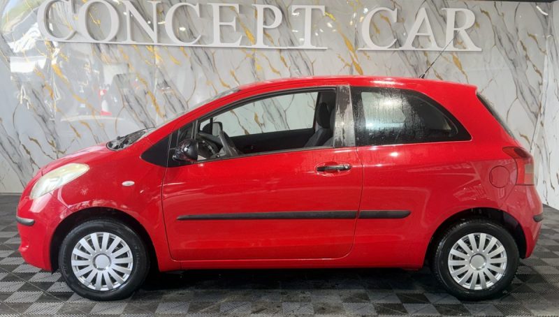TOYOTA YARIS  2006 1.0 - 70 CH - 47 550Kms - Premier Main -Parfait Etat - Suivit TOYOTA
