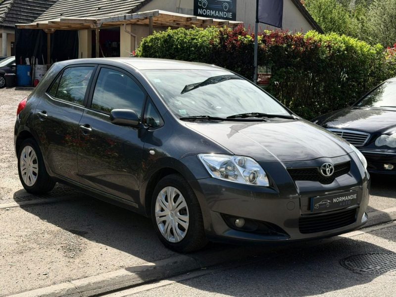 Toyota Auris D-4D 90ch Linéa Luna | 1ère Main