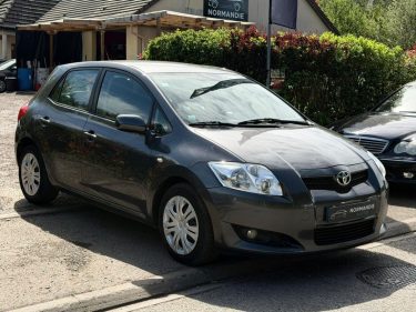 Toyota Auris D-4D 90ch Linéa Luna | 1ère Main