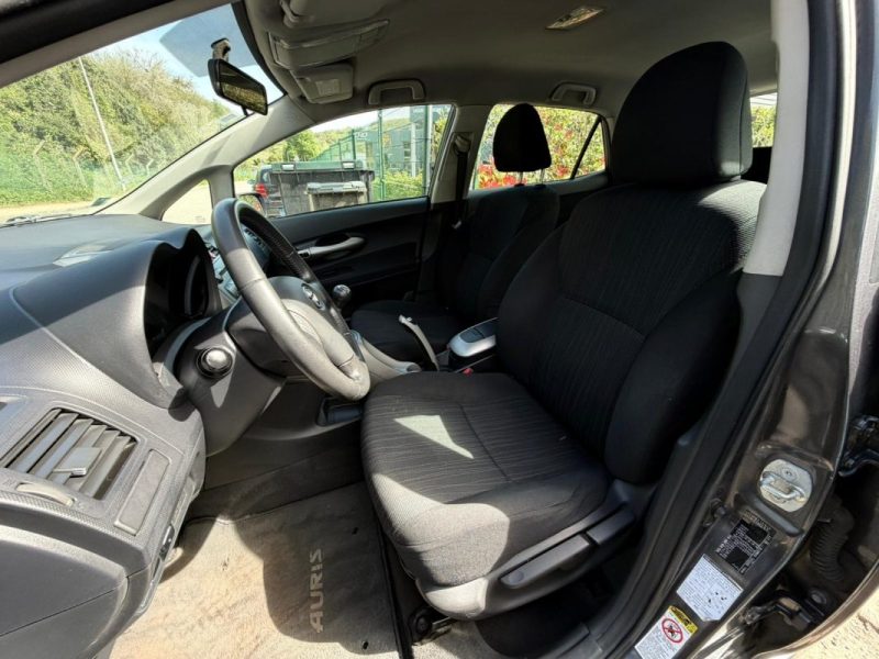 Toyota Auris D-4D 90ch Linéa Luna | 1ère Main