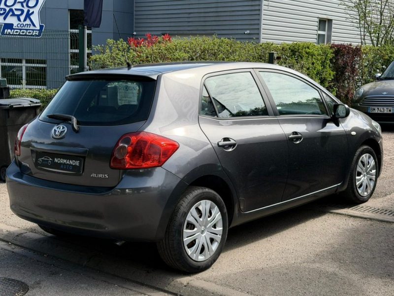Toyota Auris D-4D 90ch Linéa Luna | 1ère Main