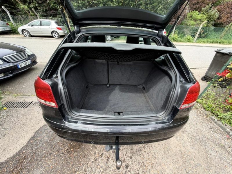 AUDI A3 2.0 TDI 140 AMBIENTE S TRONIC 2005