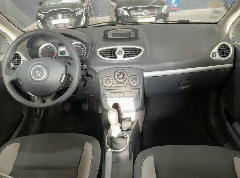 RENAULT CLIO III EXPRESSION CLIM 1.5DCI 90
