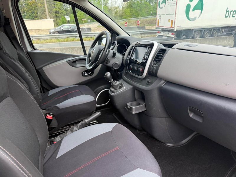RENAULT TRAFIC COMBI L2H1 1.6 DCI 125 INTENS 2