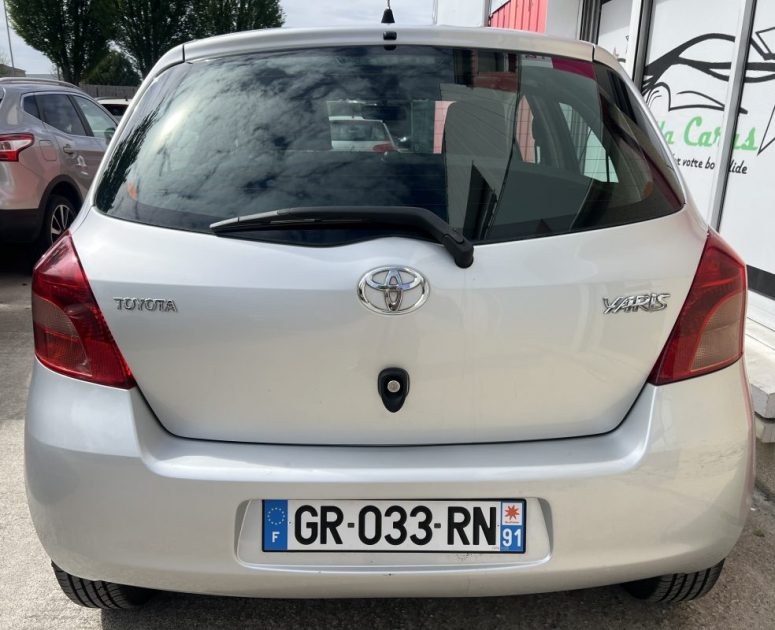 TOYOTA YARIS 2 1.3L VVTI IN 87CH - GARANTIE 6 MOIS