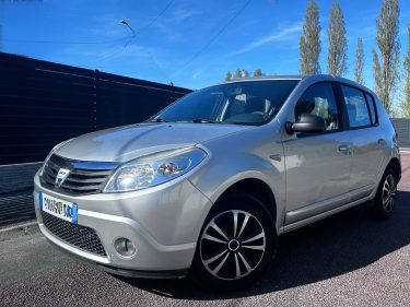 DESTOCKAGE EXCEPTIONNEL  DACIA SANDERO  2011