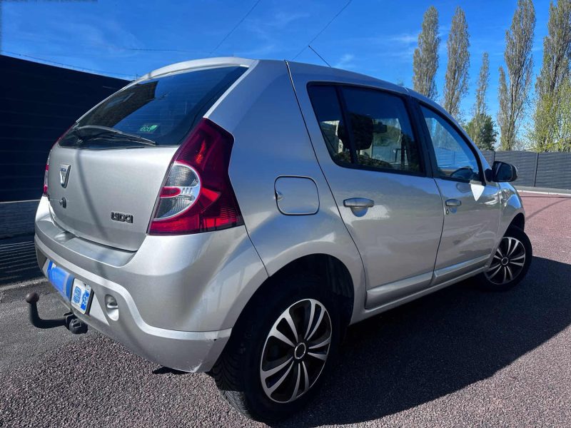 DESTOCKAGE EXCEPTIONNEL  DACIA SANDERO  2011