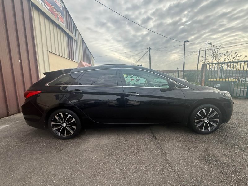 HYUNDAI I 40 BREAK BOITE AUTOMATIQUE 1.7 CRDI 141CV - 16V TURBO BLUE DRIVE EXECUTIVE DCT-7 2017