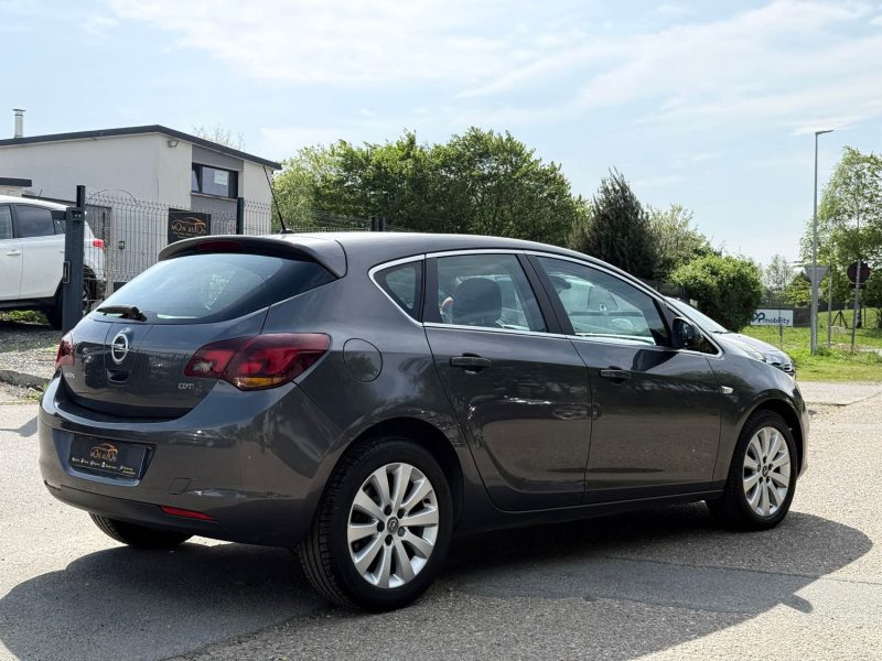 Opel Astra 1.7 CDTI 110CH Cosmo Pack - Clim - Révisée & Garantie 6 mois