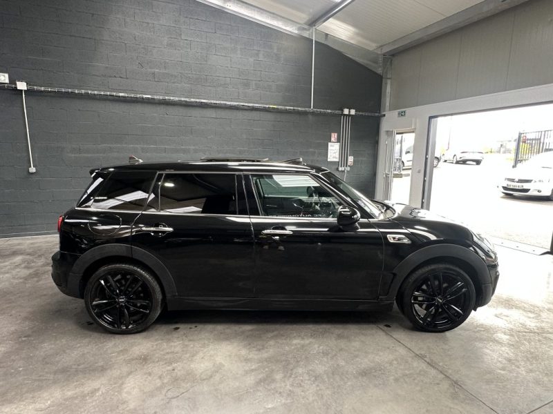 MINI CLUBMAN COOPER S 192CV RED HOT CHILI 2018