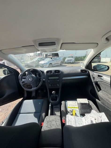 VOLKSWAGEN GOLF 6 1.6 TDI 105 TRENDLINE BLUEMOTION 100ch 2010 150300 kms super etat
