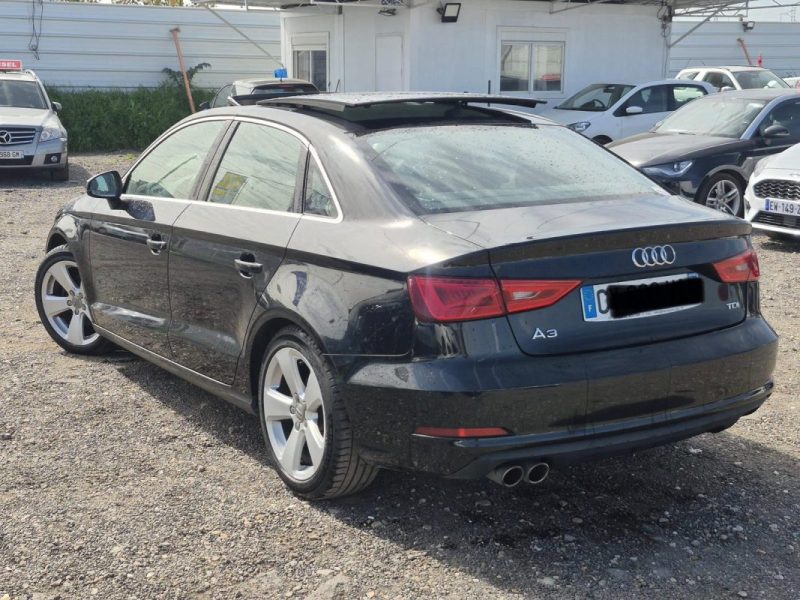 AUDI A3 Série 3 Limousine (8VS) 2.0 TDi 16V FAP S&S 150 cv TOIT OUVRANT SUPER ETAT