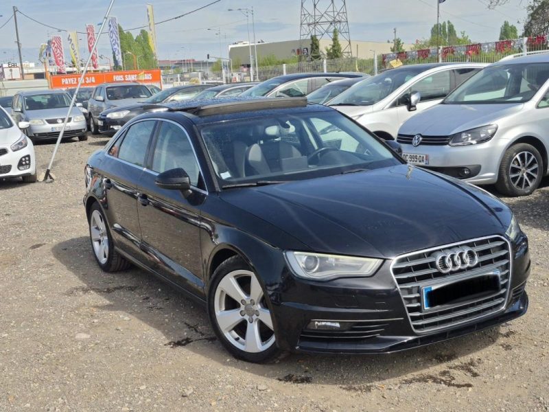 AUDI A3 Série 3 Limousine (8VS) 2.0 TDi 16V FAP S&S 150 cv TOIT OUVRANT SUPER ETAT