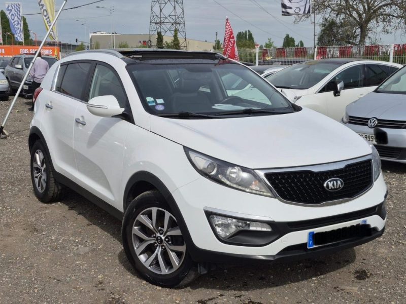 KIA Sportage III Phase 2 1.6 GDi CVVT 16V 4x2 135 cv 1er Main fbl kms super état 