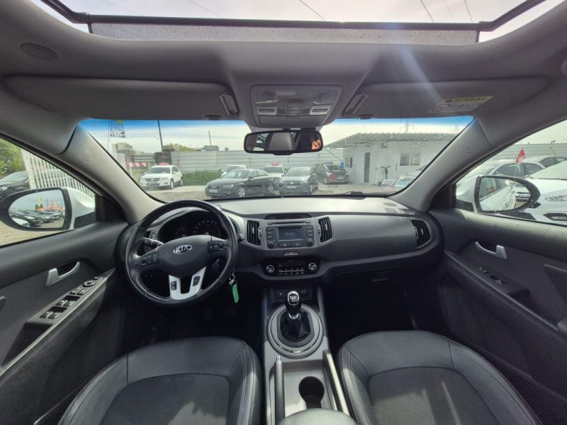 KIA Sportage III Phase 2 1.6 GDi CVVT 16V 4x2 135 cv 1er Main fbl kms super état 