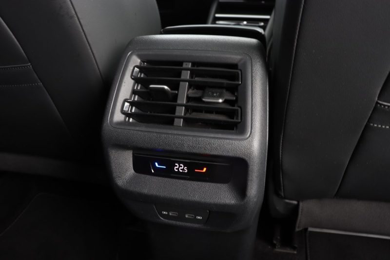 Volkswagen Tiguan 2.0 TDI 150ch R-Line Edition DSG7