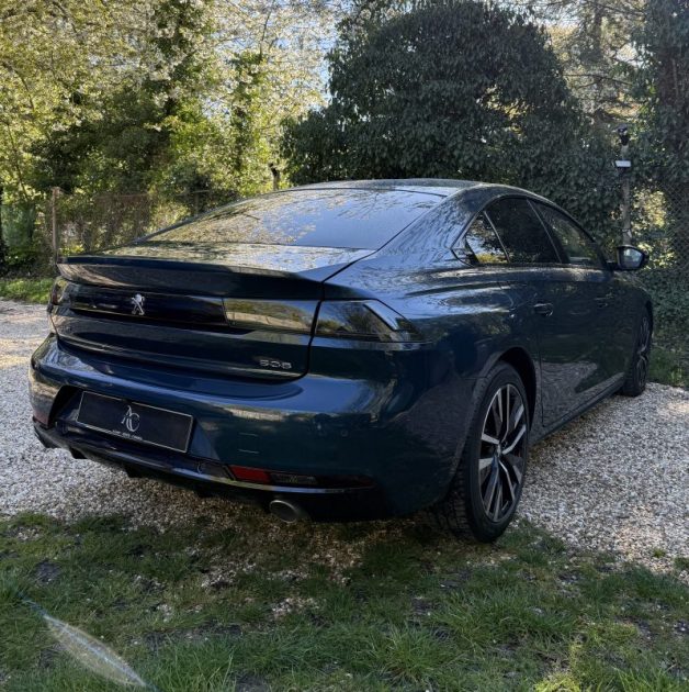 PEUGEOT 508 GT 225ch APPLE CAR PLAY / SIÈGES CHAUFFANT / COFFRE ÉLECTRIQUE 