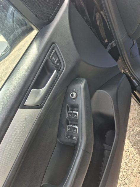 AUDI Q5 2.0 TDI 190CH DIESEL AMBITION LUXE QUATTRO 2015 en super état 