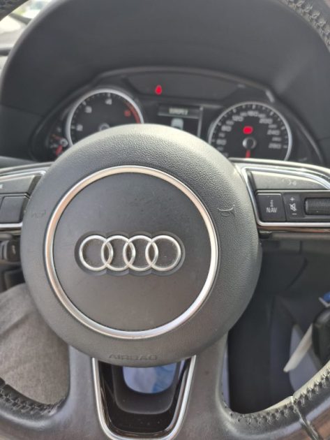 AUDI Q5 2.0 TDI 190CH DIESEL AMBITION LUXE QUATTRO 2015 en super état 