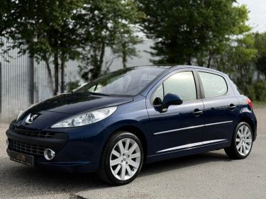 Peugeot 207 1.6 VTi 120 ch Féline - GPS - Toit pano - Régulateur - Révisée & Garantie 6 Mois