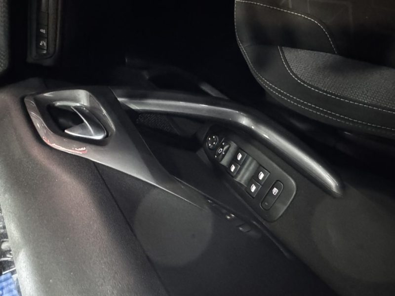 PEUGEOT 2008 1.2 PURETECH 82CH ACTIVE 2017