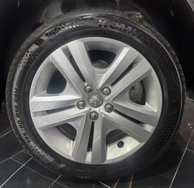 PEUGEOT 2008 1.2 PURETECH 82CH ACTIVE 2017