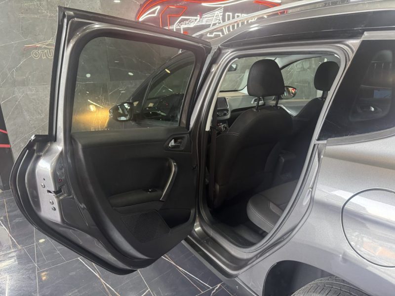 PEUGEOT 2008 1.2 PURETECH 82CH ACTIVE 2017