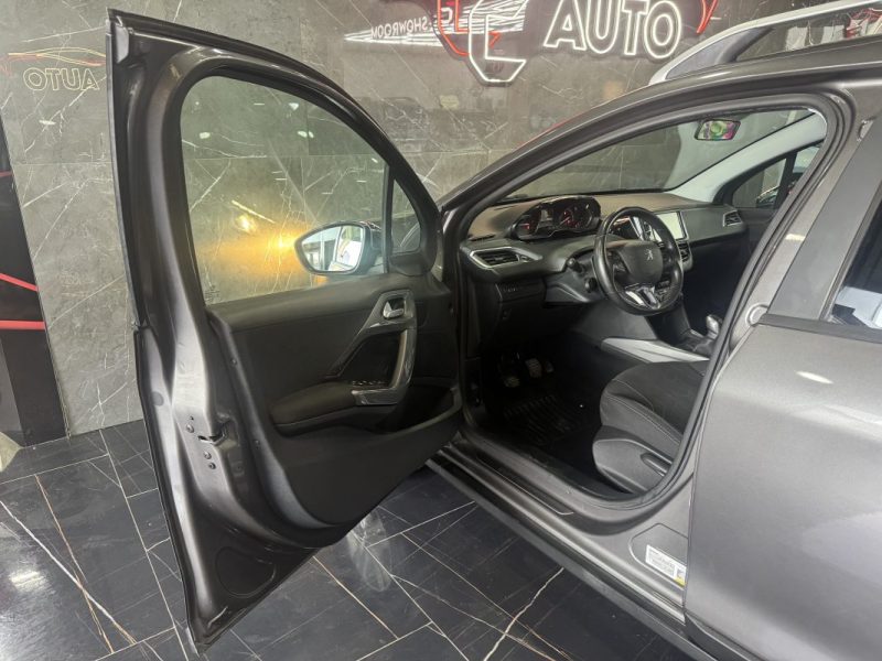 PEUGEOT 2008 1.2 PURETECH 82CH ACTIVE 2017