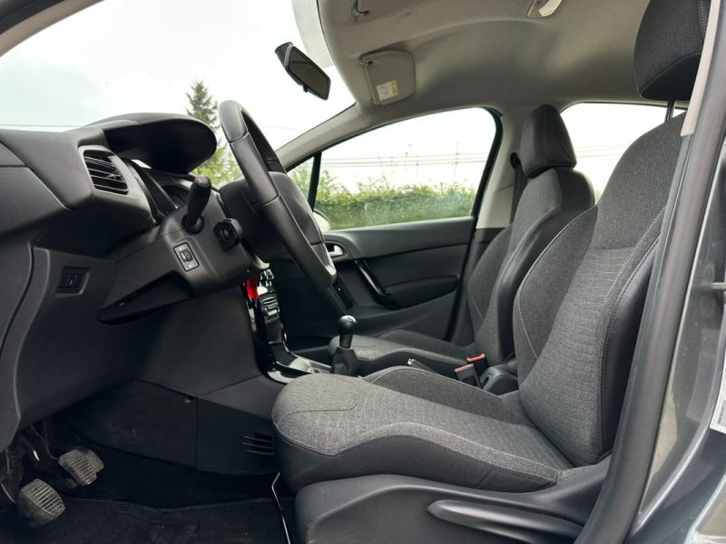 CITROEN C3 1.2 82cv SÉLECTION 2015