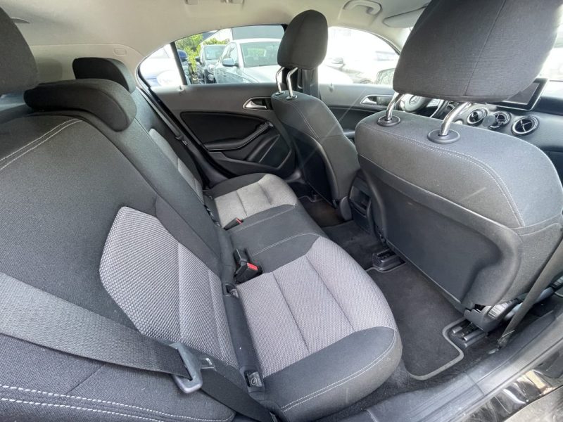 MERCEDES CLASSE A 160 102CH FASCINATION 7G-DCT