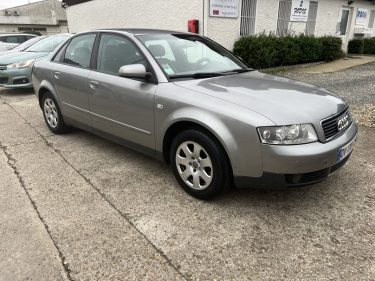JOLIE AUDI A4 1.9 TDI 130 REFERENCE MULTITRONIC 2004