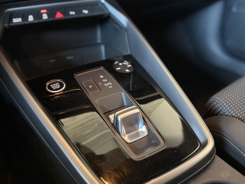 AUDI A3 SPORT BACK - S LINE - 2.0 L TDi - 150 ch - SIEGES CHAUFFANTS - SUIVI AUDI - CARPLAY - 