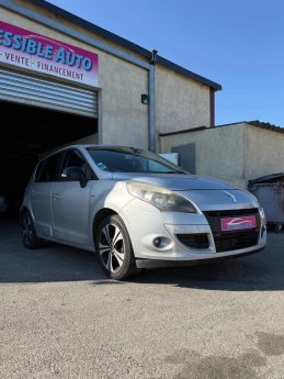 RENAULT SCENICIII  DCI 130 BOSE 2011