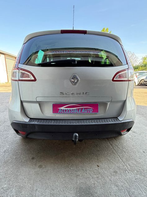 RENAULT SCENICIII  DCI 130 BOSE 2011