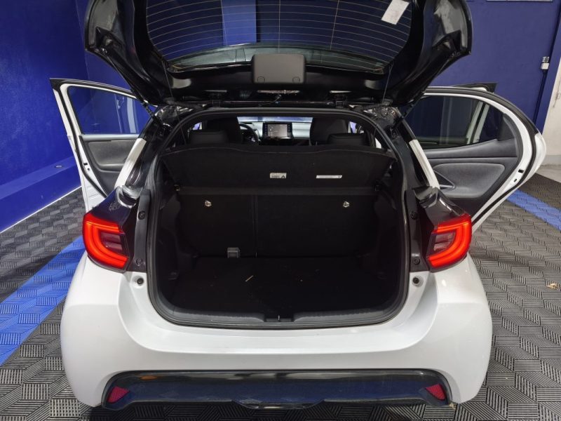 TOYOTA YARIS HYBRIDE 116H COLLECTION TECHNO JBL GARANTIE RELAX