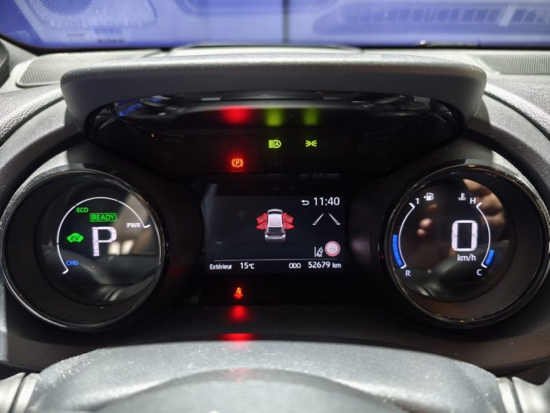 TOYOTA YARIS HYBRIDE 116H COLLECTION TECHNO JBL GARANTIE RELAX