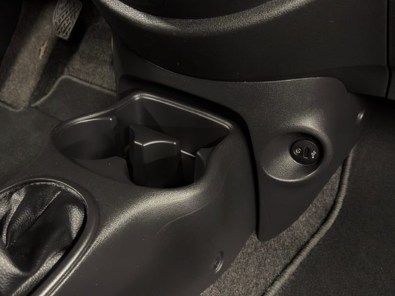 NISSAN MICRA 4 IV CONNECT EDITION 1.2 80 Cv 1ERE MAIN / 5 PORTES ECRAN GPS CRIT AIR 1- GARANTIE 1 AN