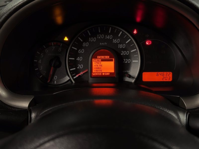 NISSAN MICRA 4 IV CONNECT EDITION 1.2 80 Cv 1ERE MAIN / 5 PORTES ECRAN GPS CRIT AIR 1- GARANTIE 1 AN