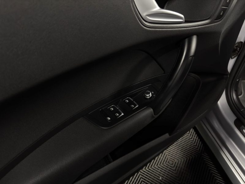 AUDI A1 PHASE 2 II SPORTBACK S-LINE 1.0 TFSI 95 Cv 5 PORTES CRIT AIR 1- GARANTIE 1 AN