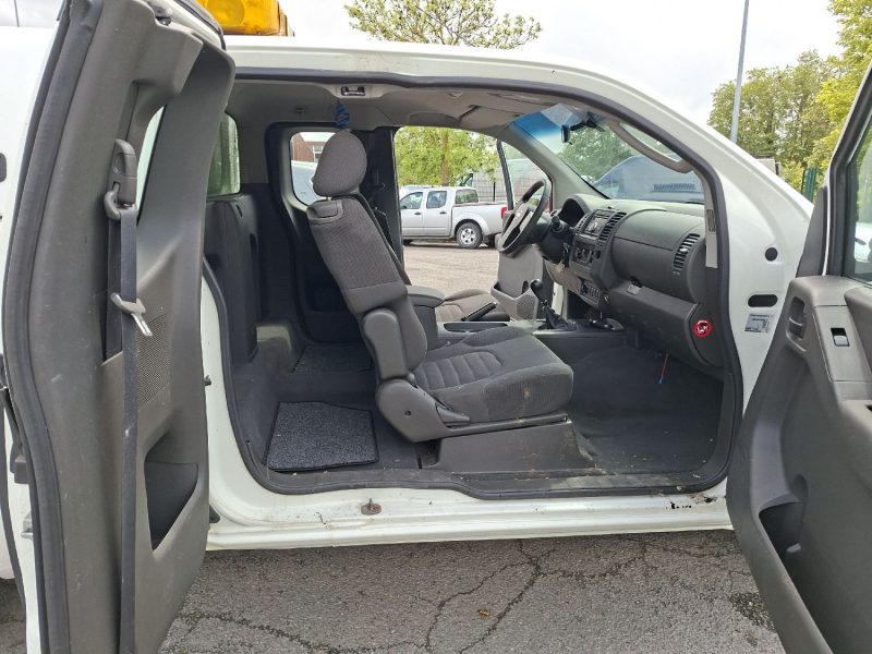 NISSAN NAVARA 2.5 DCI KING CAB 4WD DPF DCI 2008 122500kms