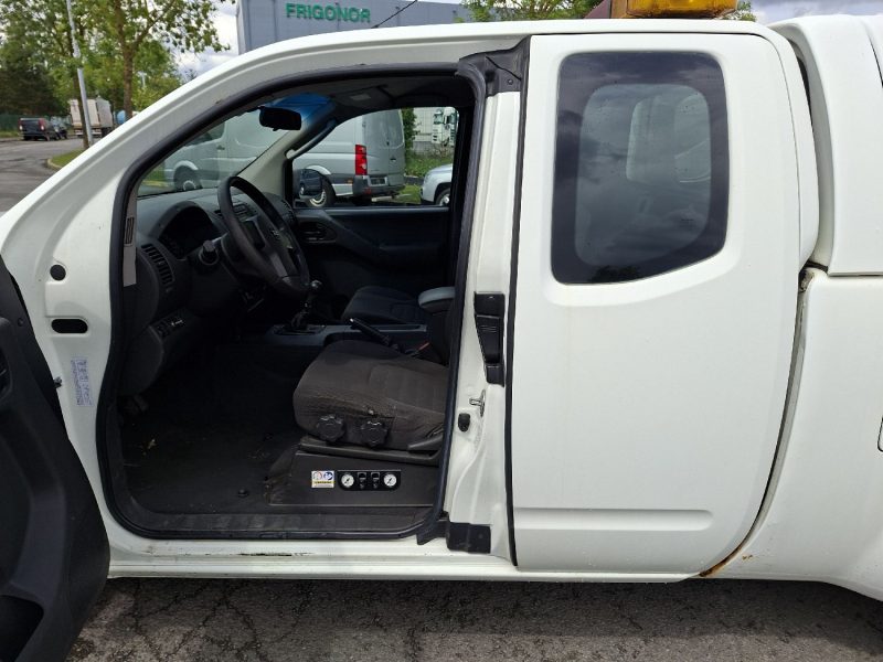 NISSAN NAVARA 2.5 DCI KING CAB 4WD DPF DCI 2008 122500kms